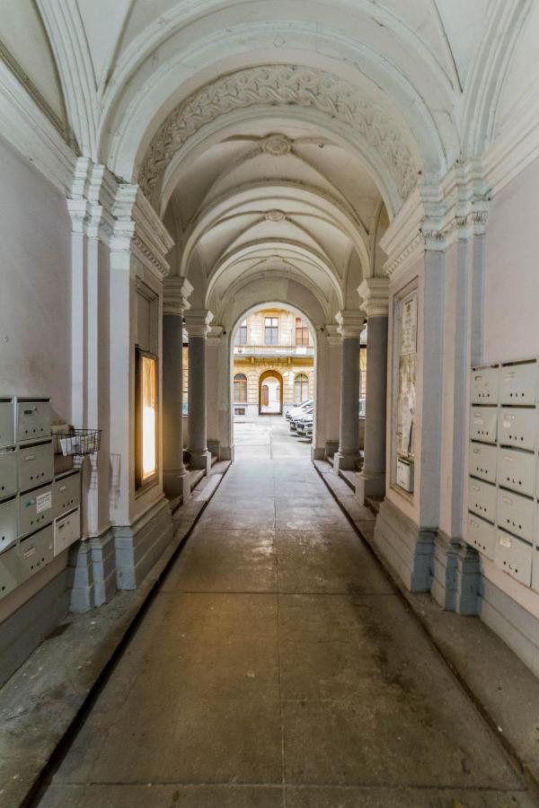 The Museum Living Budapest Budapeste Exterior foto