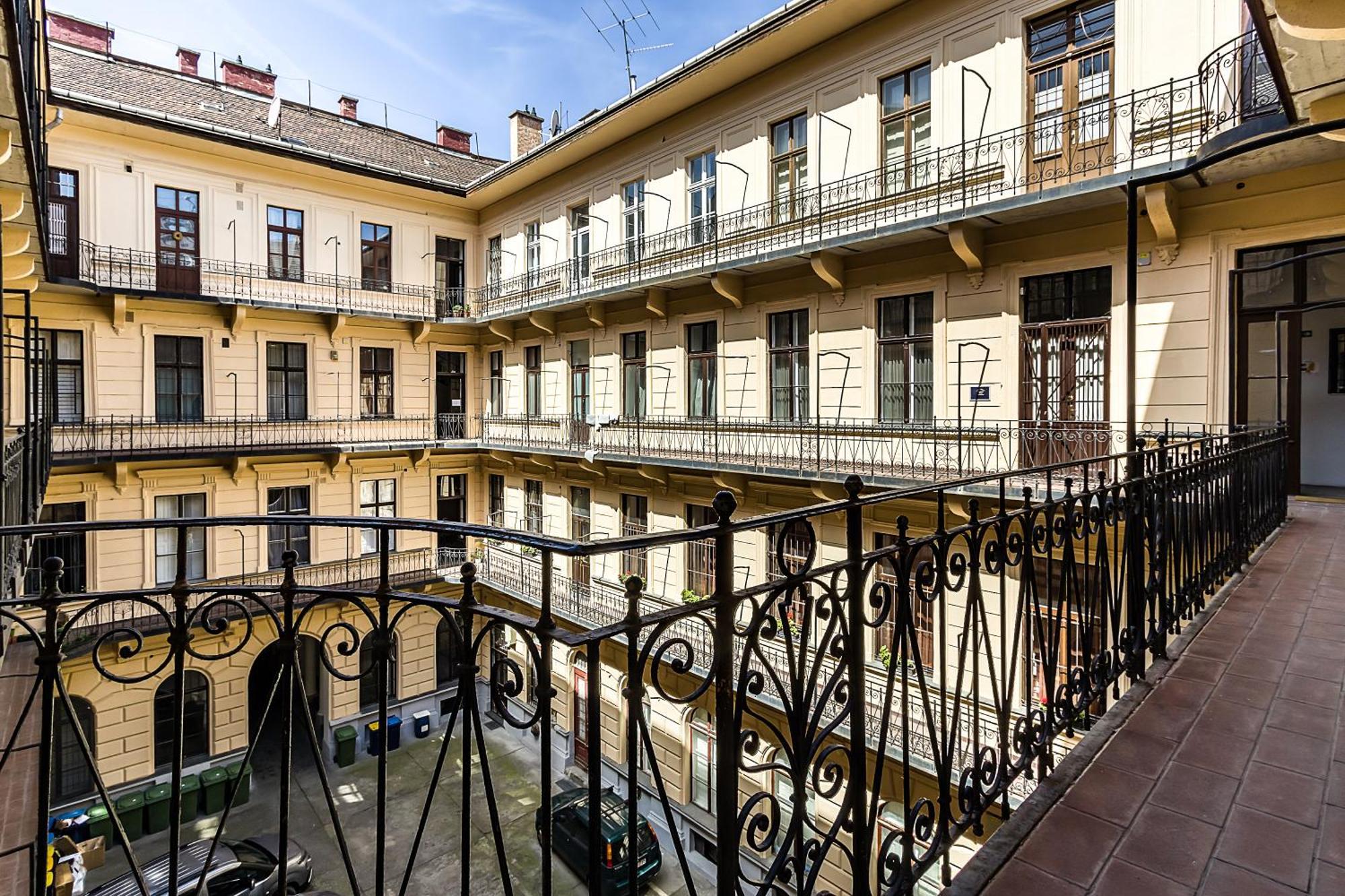 The Museum Living Budapest Budapeste Exterior foto